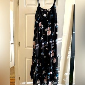 Torrid | Size 0X | Navy Blue w/ Spring Colors